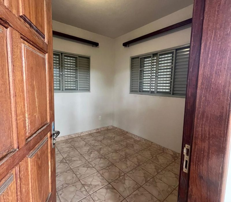 04fb3a7f-a784-4ed4-8c39-49a275154e17