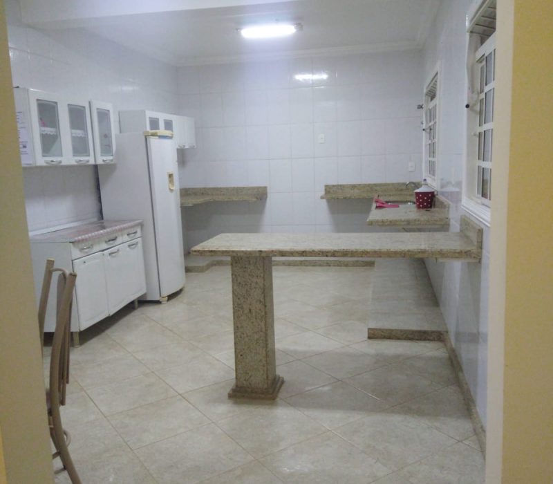 e8a551b6-ca2a-4a14-98d9-f8207165bea7